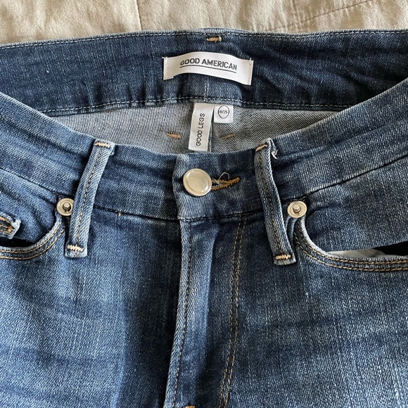 Good American Good Legs Jeans - Picture 3 of 6